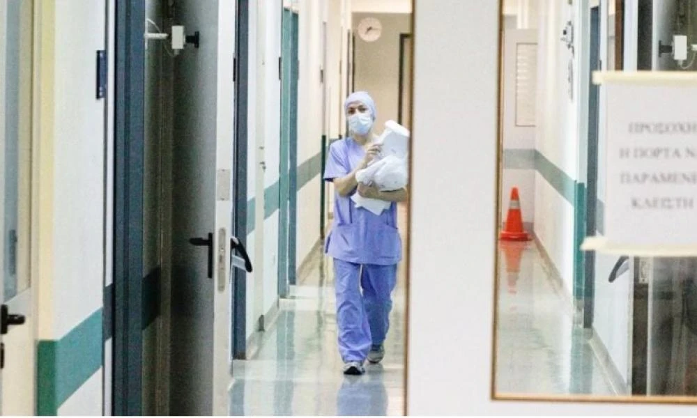 Ελληνική Αντικαρκινική εταιρεία: Προειδοποιεί για απατεώνες που εκμεταλλεύονται καρκινοπαθείς